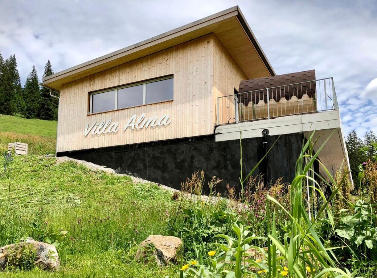 Villa Alma Arlberg Warth  ภายนอก รูปภาพ